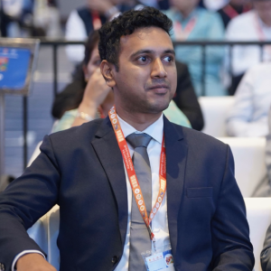 Varad Deshpande